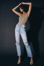 Load image into Gallery viewer, High Rise Slim Straight Jeans